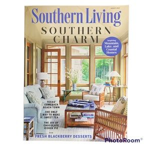 Southern Living Magazine August 2022 Southern Charm Texas Beach Town Sweet Tea